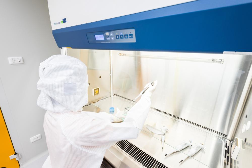 GS-Scientist-working-on-biological-experiment-in-fume-hood-shutterstock_1219433350
